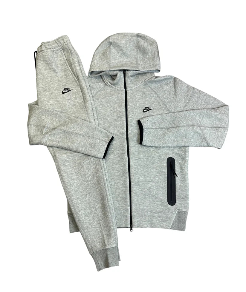 Nike - Polaire tech - Gris fumée