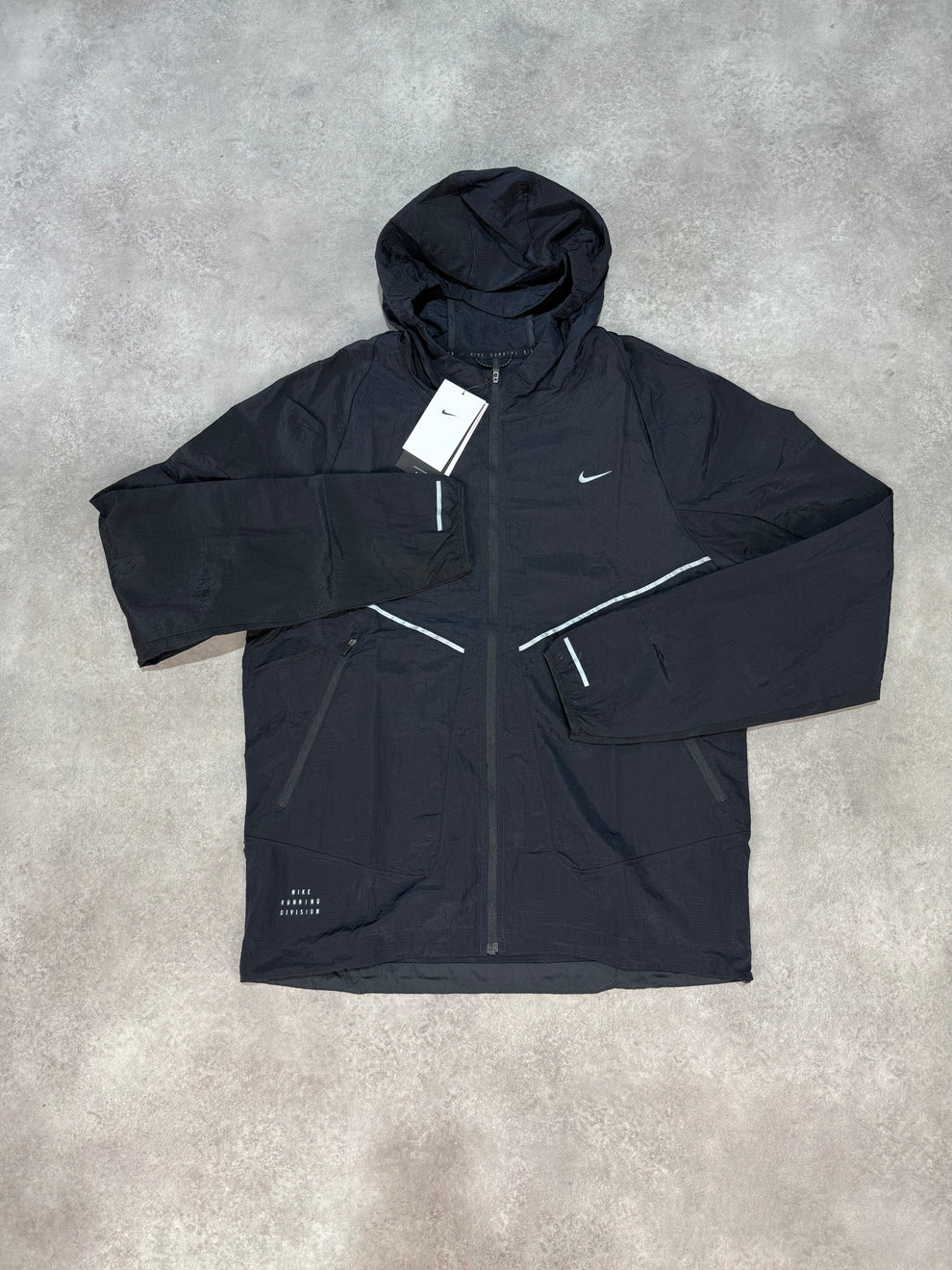 Nike – Veste Running Division | Noir/Noir – Légère, Déperlante et Réfléchissante pour la Course