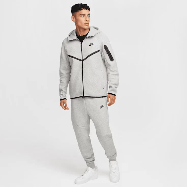 Nike - Ensemble Tech® - Gris