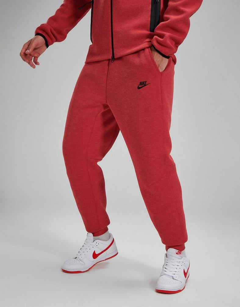 Nike - Ensemble Tech® - Rouge